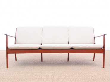 Mid-century modern sofa 3 seats by Ole Wanscher model PJ112