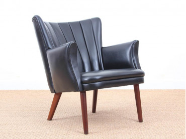 Mid-Century  modern scandinavian armchair model Teddy by Sven Skipper