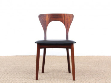 Mid-Century  modern scandinavian set of dining chairs  in Rio rosewood model "Peter"