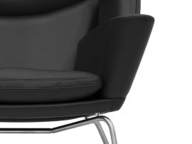 Fauteuil scandinave modèle CH468 "Oculus". Edition neuve. 