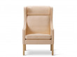 Fauteuil  scandinave modèle  2204 Wing chair. Edition neuve