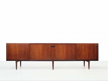 rande enfilade scandinave en palissandre de Rio