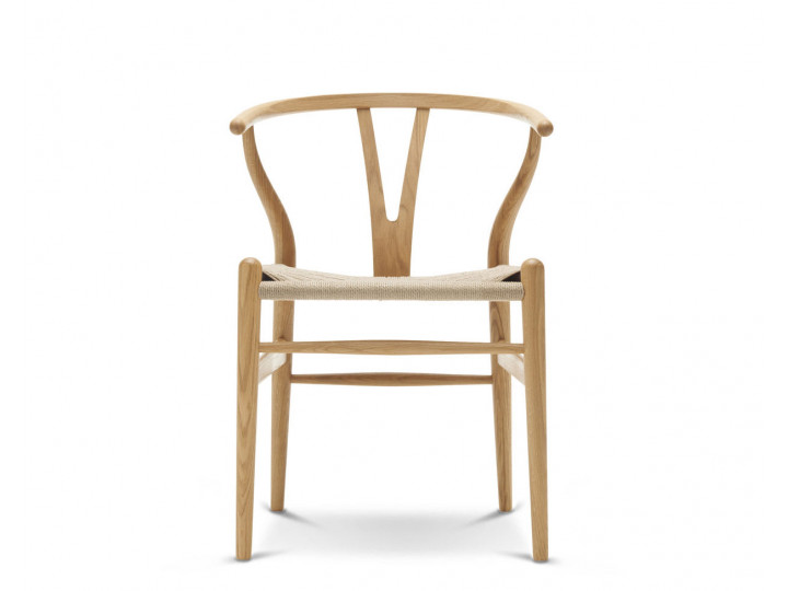 Mid-Century Modern CH24 Wishbone chair by Hans Wegner. New product.